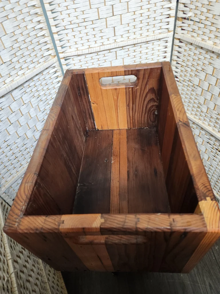 wooden box top view open