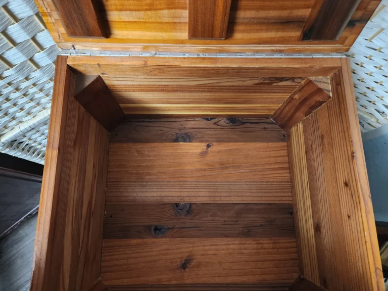 wooden box view inside
